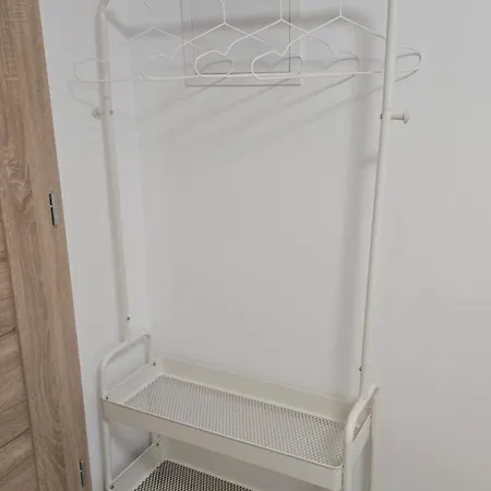 Апартаменти Xela Mierovo